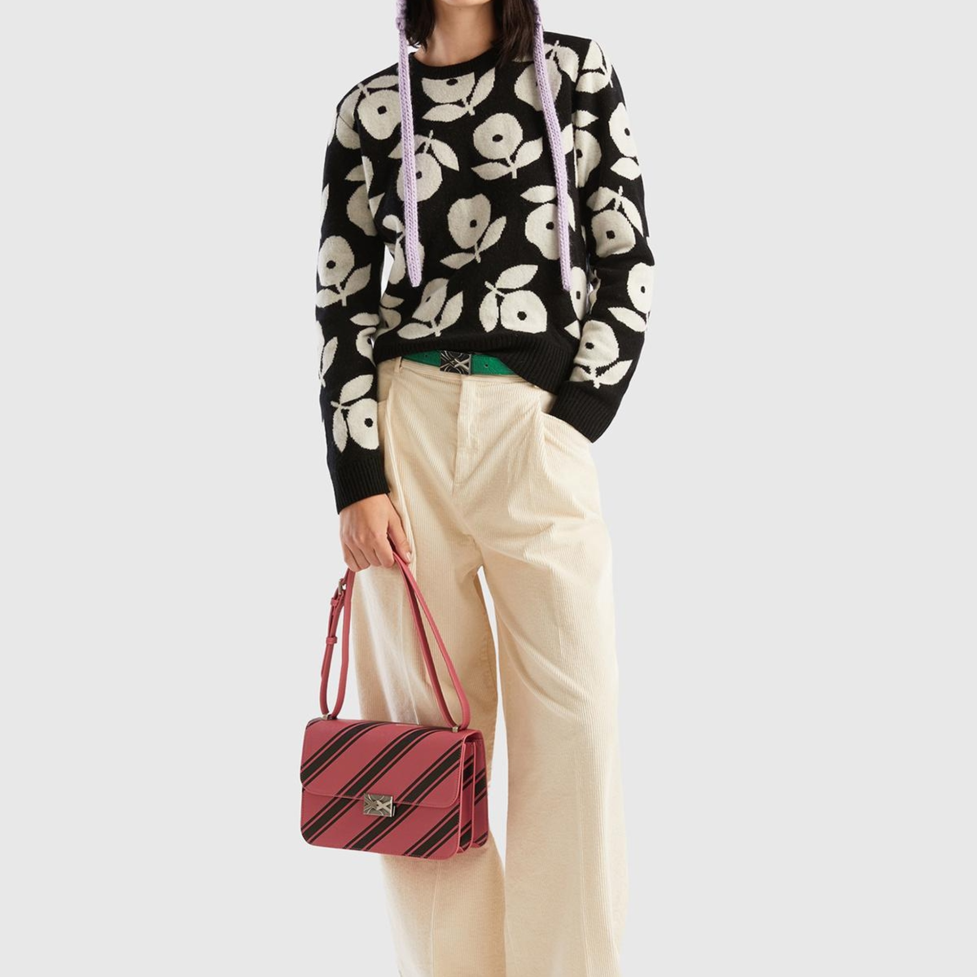 Kadın Siyah Yün Karışımlı Çiçek Desenli Kazak