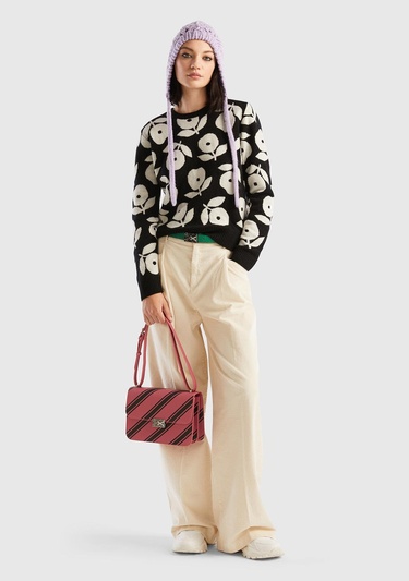  Kadın Siyah Yün Karışımlı Çiçek Desenli Kazak