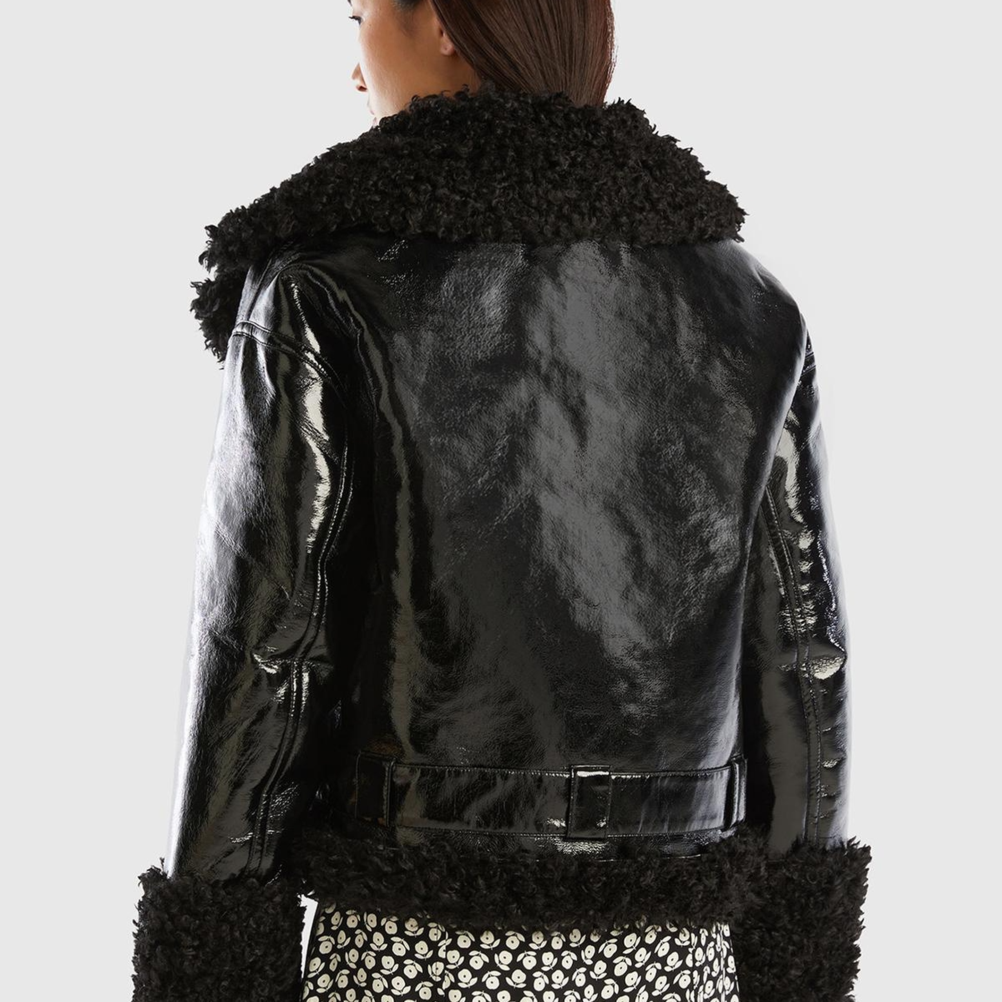 Kadın Siyah Şal Yaka Suni Deri Ceket