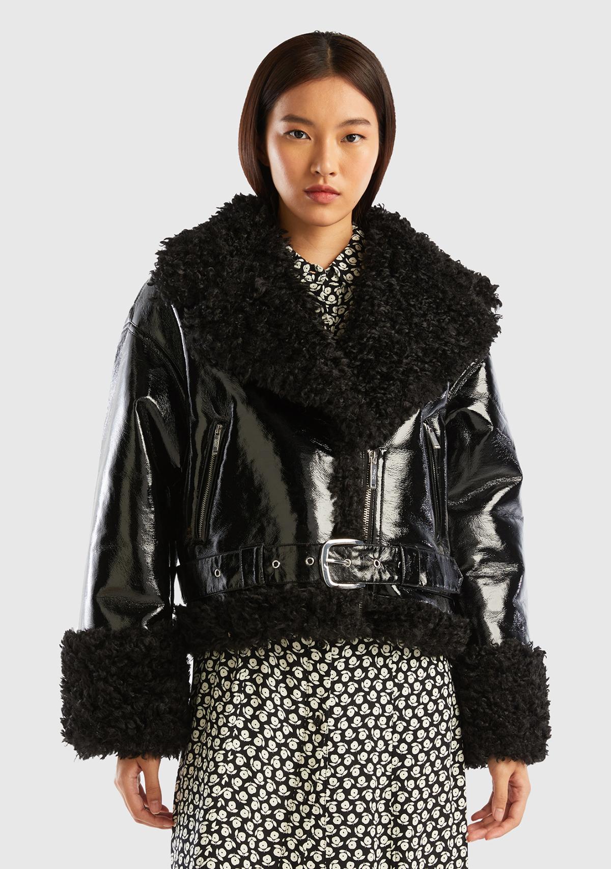  Kadın Siyah Şal Yaka Suni Deri Ceket