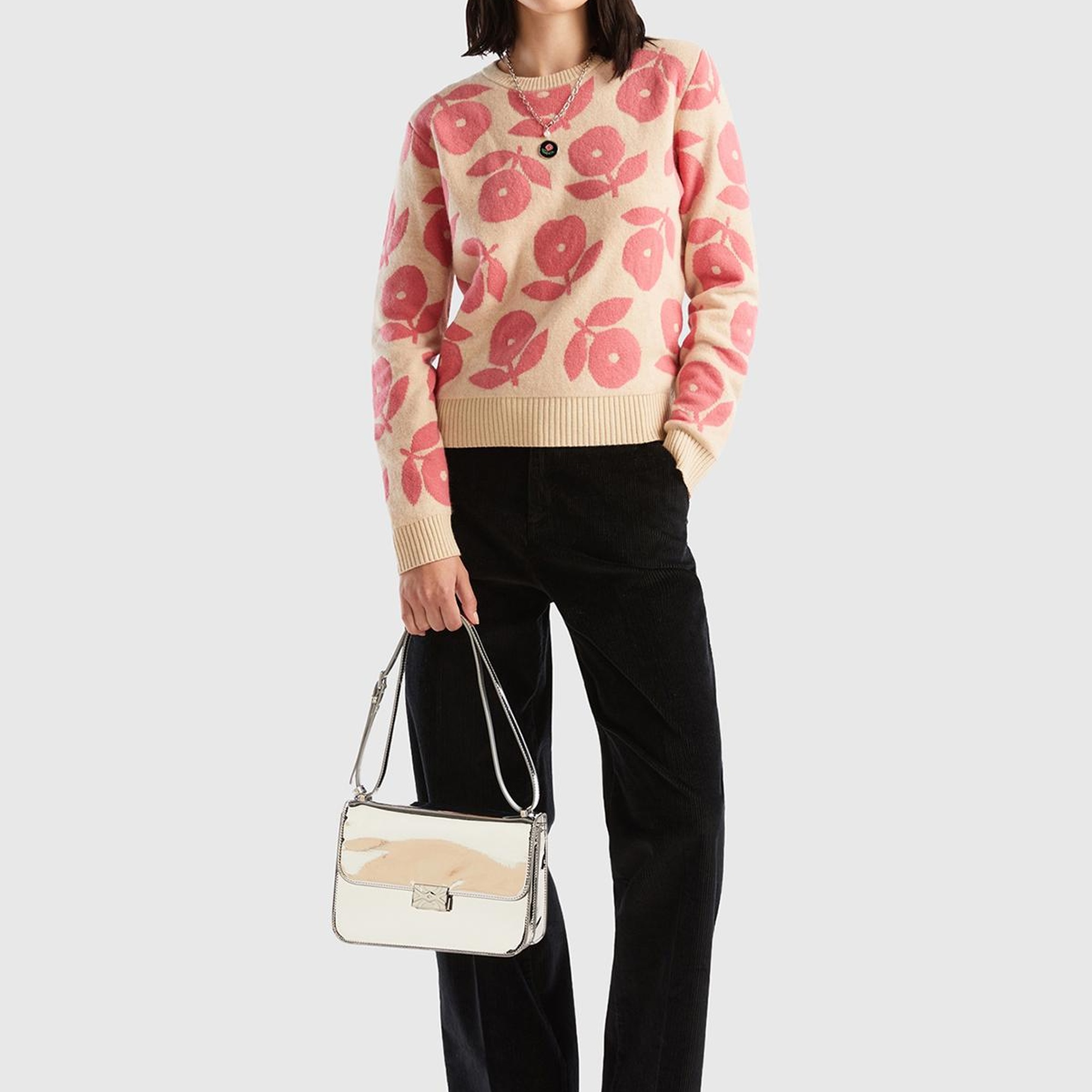 Kadın Bej Yün Karışımlı Çiçek Desenli Kazak