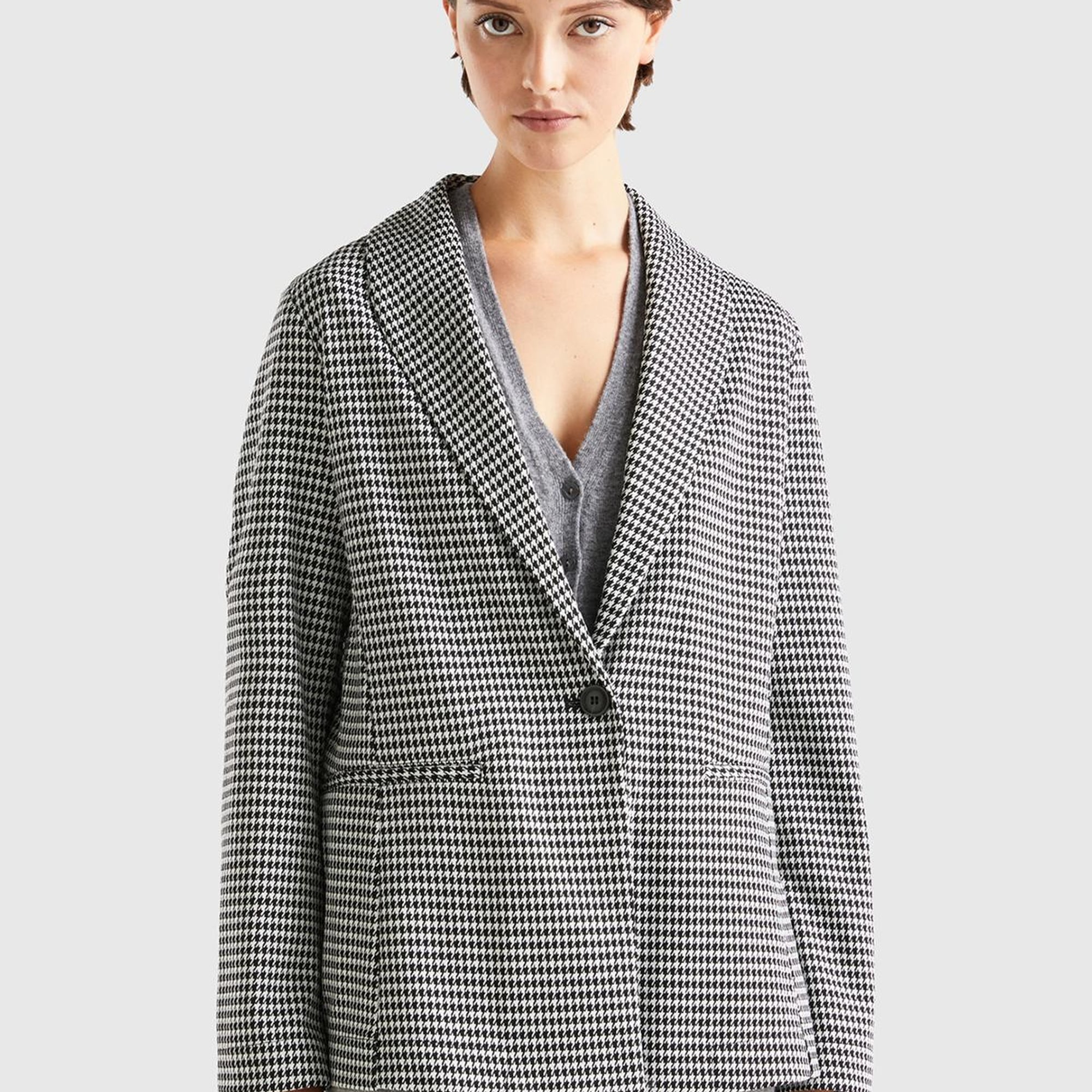 Kadın Siyah-Beyaz Kazayağı Desenli Ceket