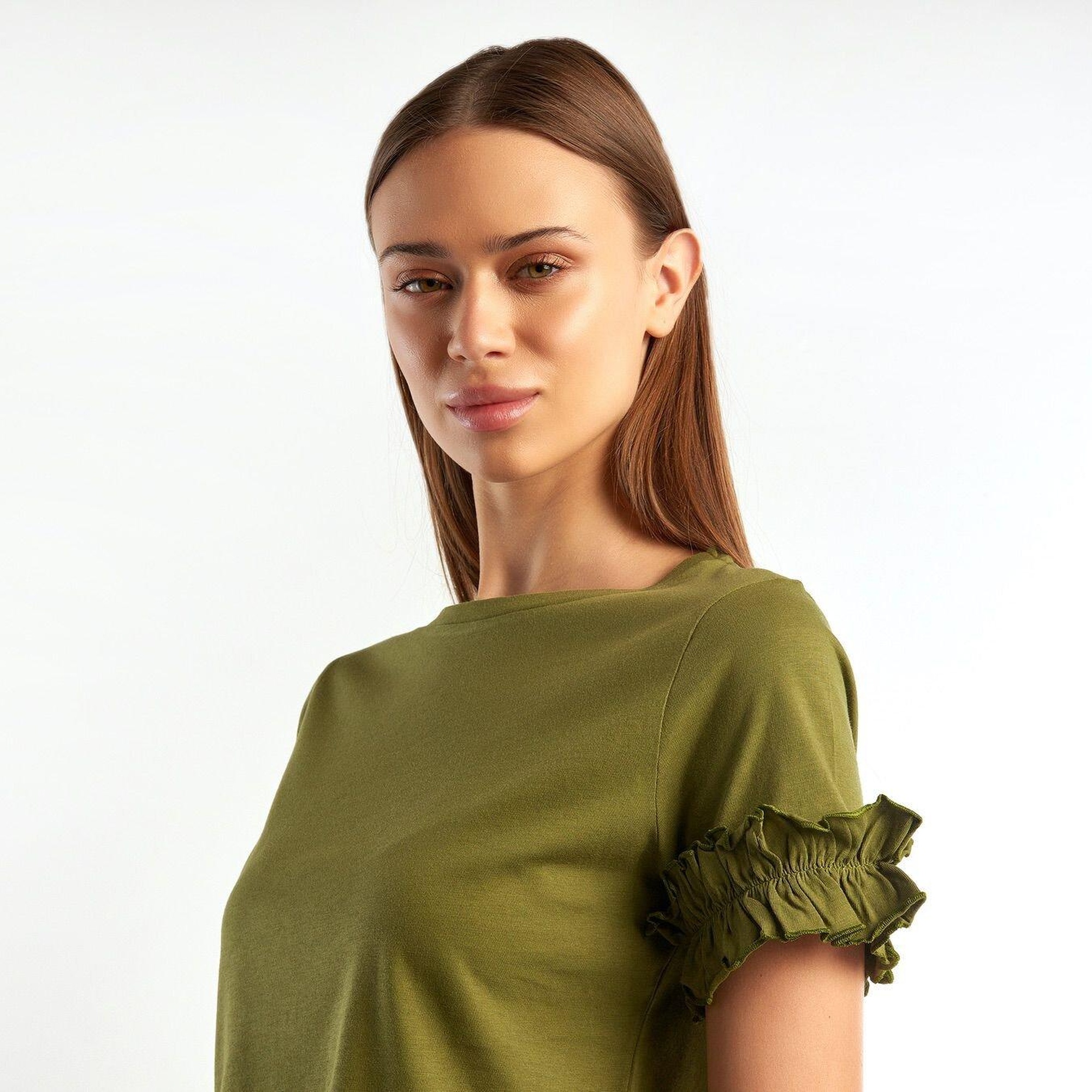 Kadın Zeytin Yeşili %100 Koton Kolu Fırfırlı T-Shirt