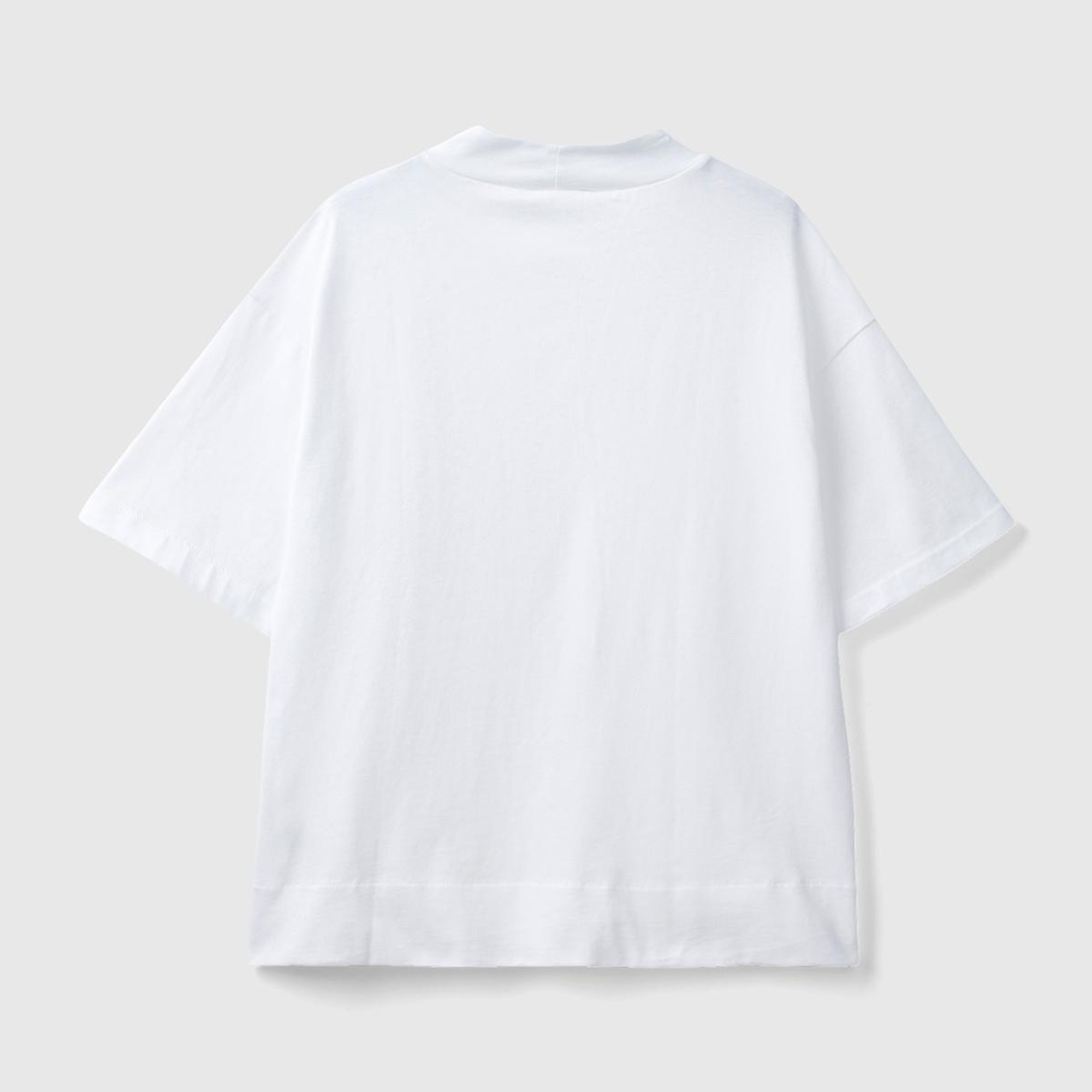 Kadın Beyaz %100 Koton Oversize Yarım Balıkçı T-Shirt