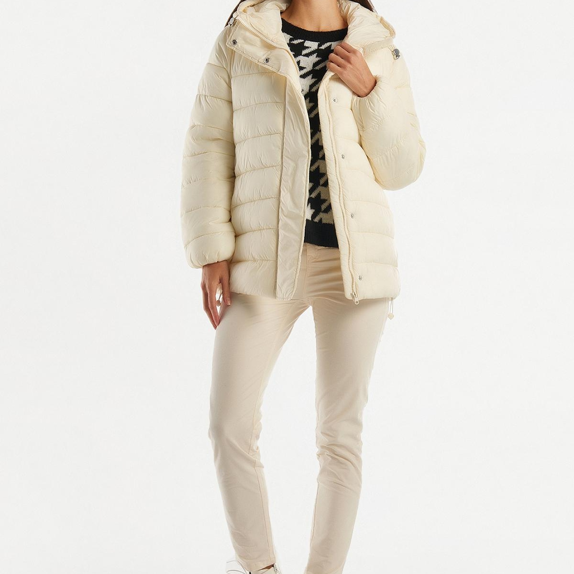 Kadın Krem  Pufa Mont