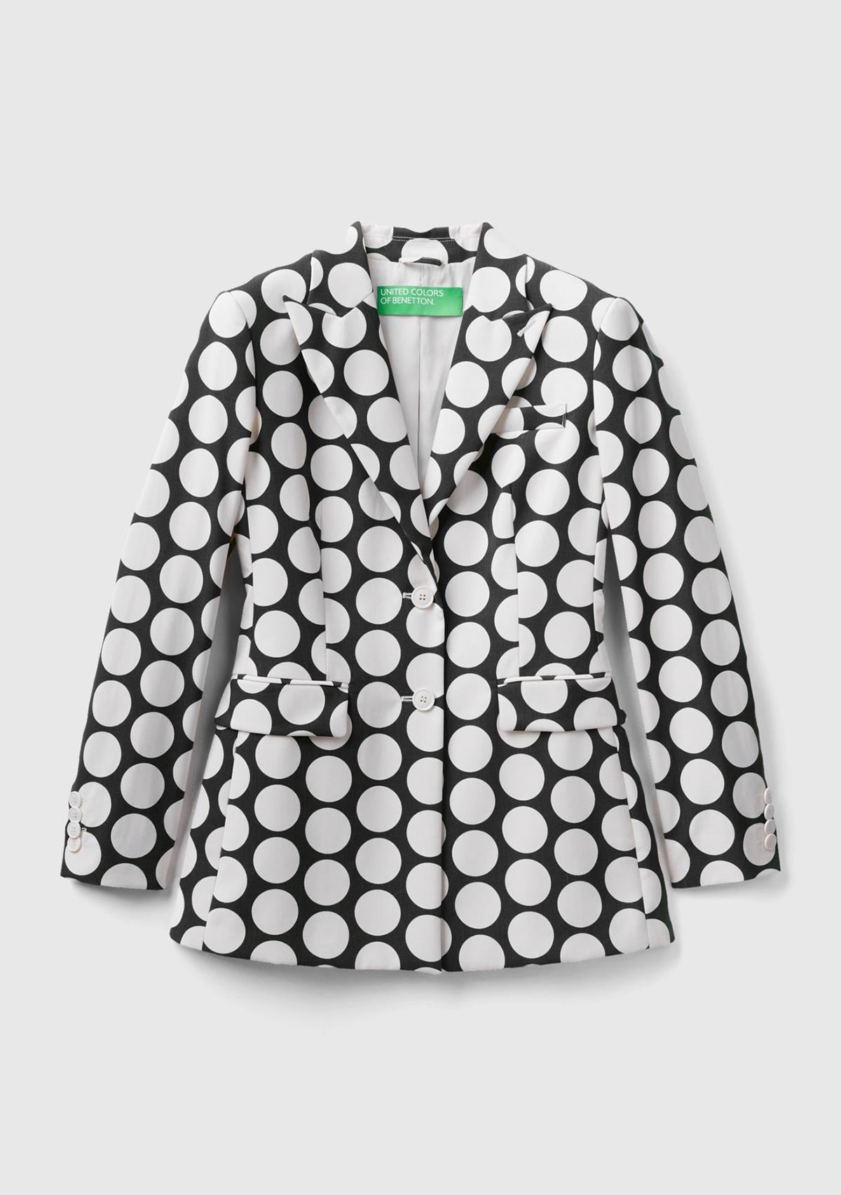  Kadın Siyah Beyaz Puantiyeli Ceket