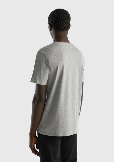  Erkek Gri Melanj %100 Koton Cepli T-Shirt