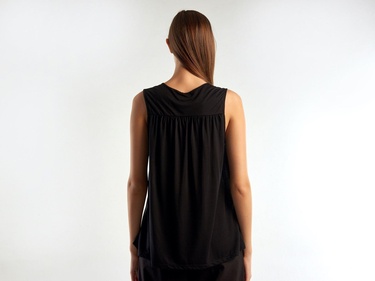  Kadın Siyah %100 Liyosel V Yaka T-Shirt