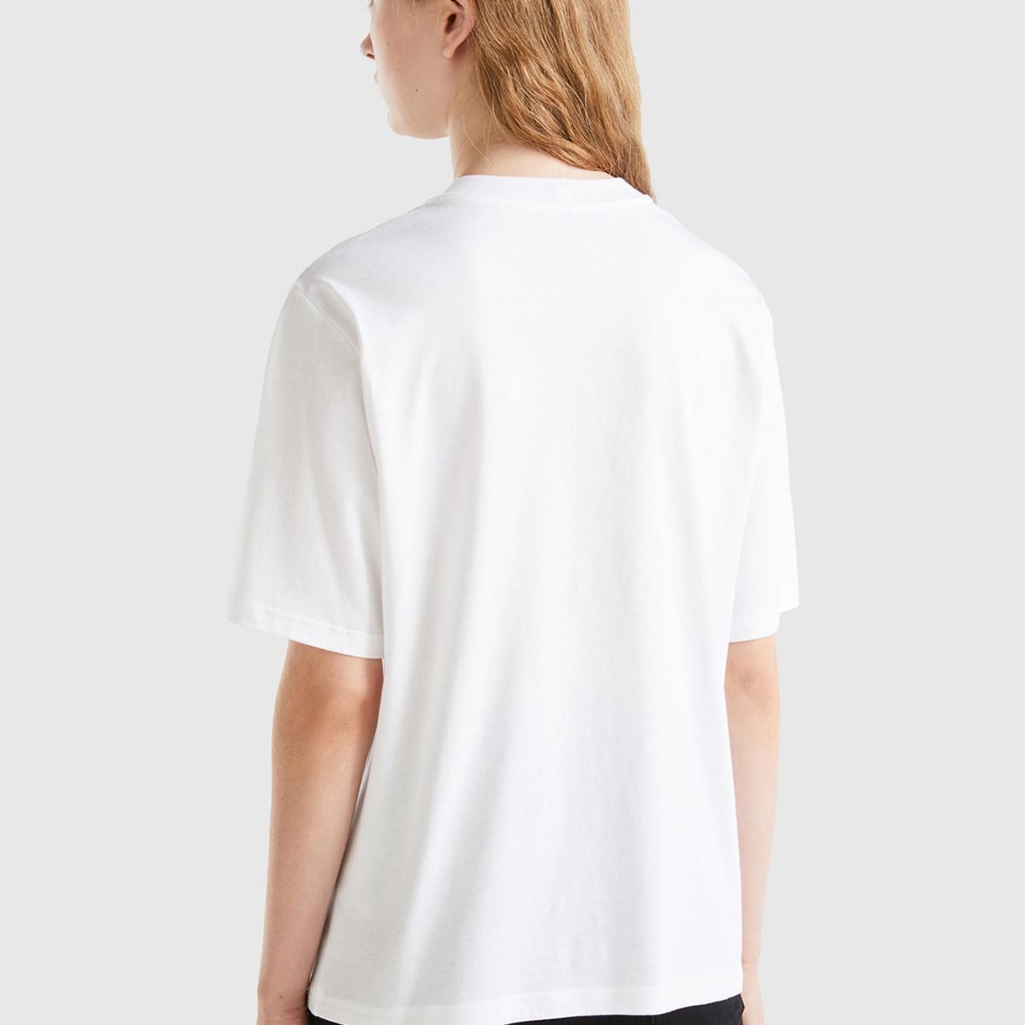 Kadın Beyaz %100 Koton Tavşan Baskılı T-Shirt