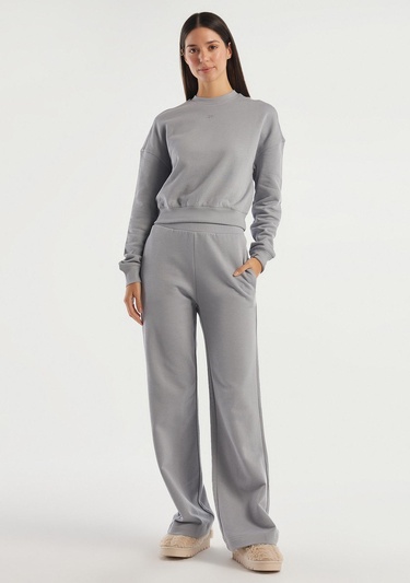  Kadın Açık Gri %100 Koton Rahat Kalıp Logolu Sweatshirt