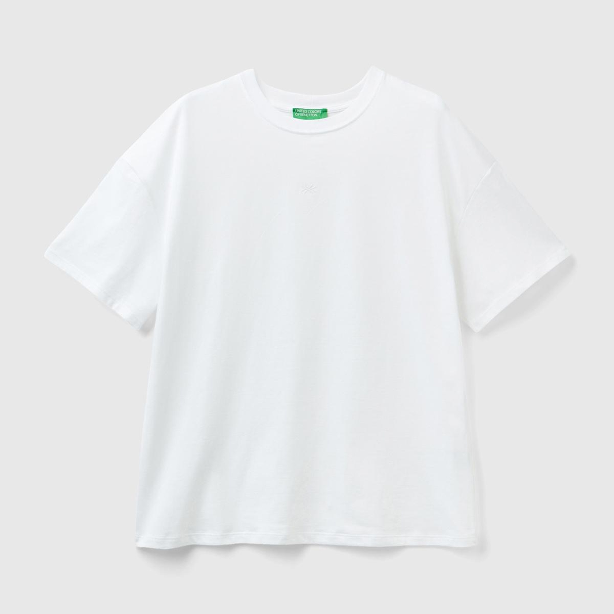 Kadın Beyaz %100 Koton Yarım Logolu T-Shirt