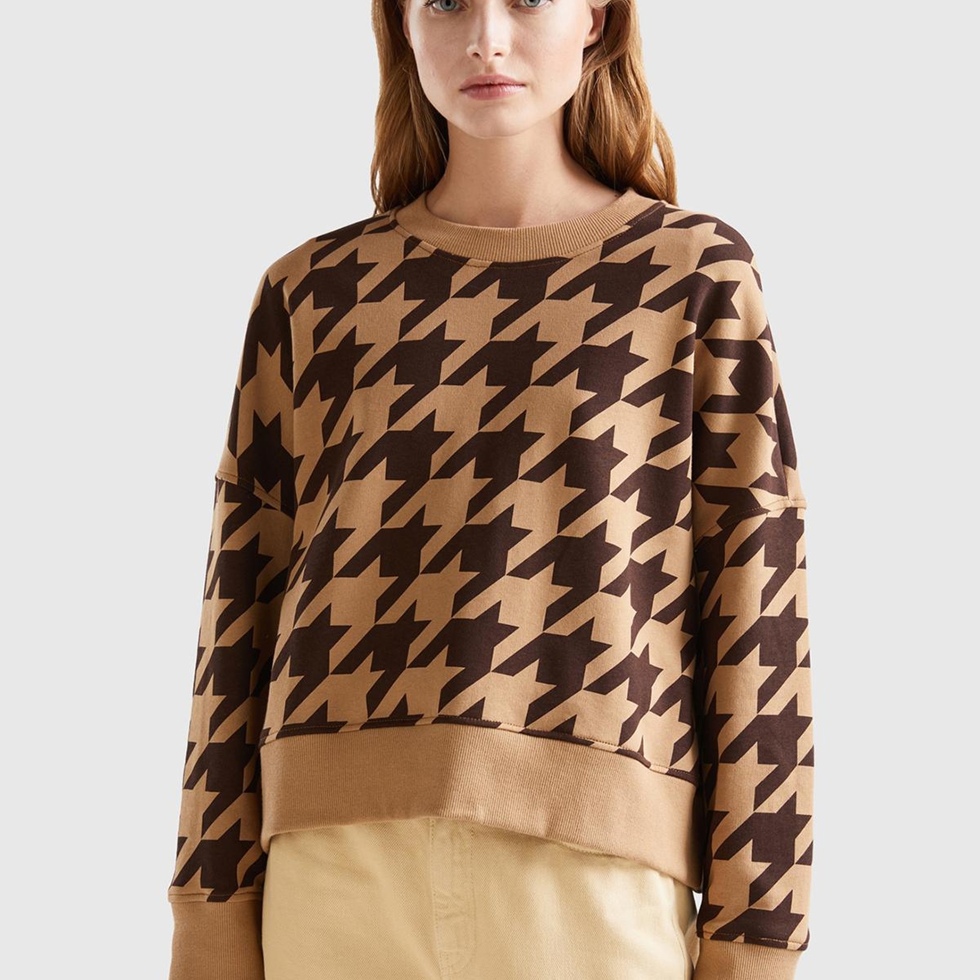 Kadın Kahverengi Kazayağı Desenli Boxy Fit Sweatshirt