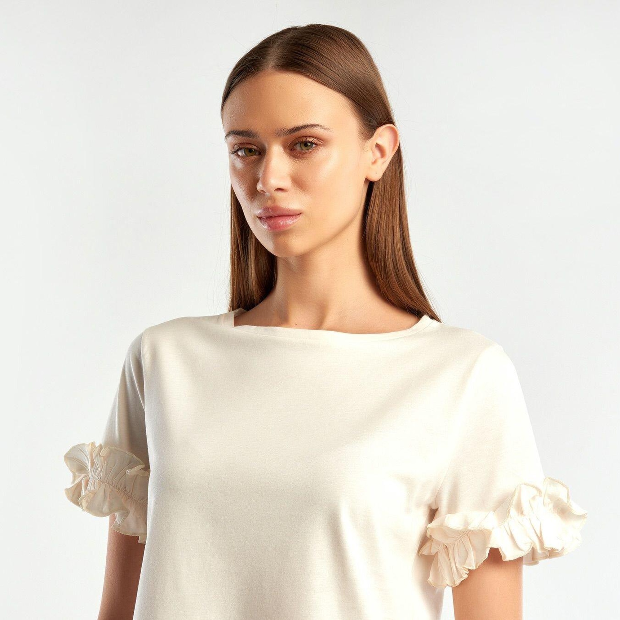 Kadın Krem %100 Koton Kolu Fırfırlı T-Shirt