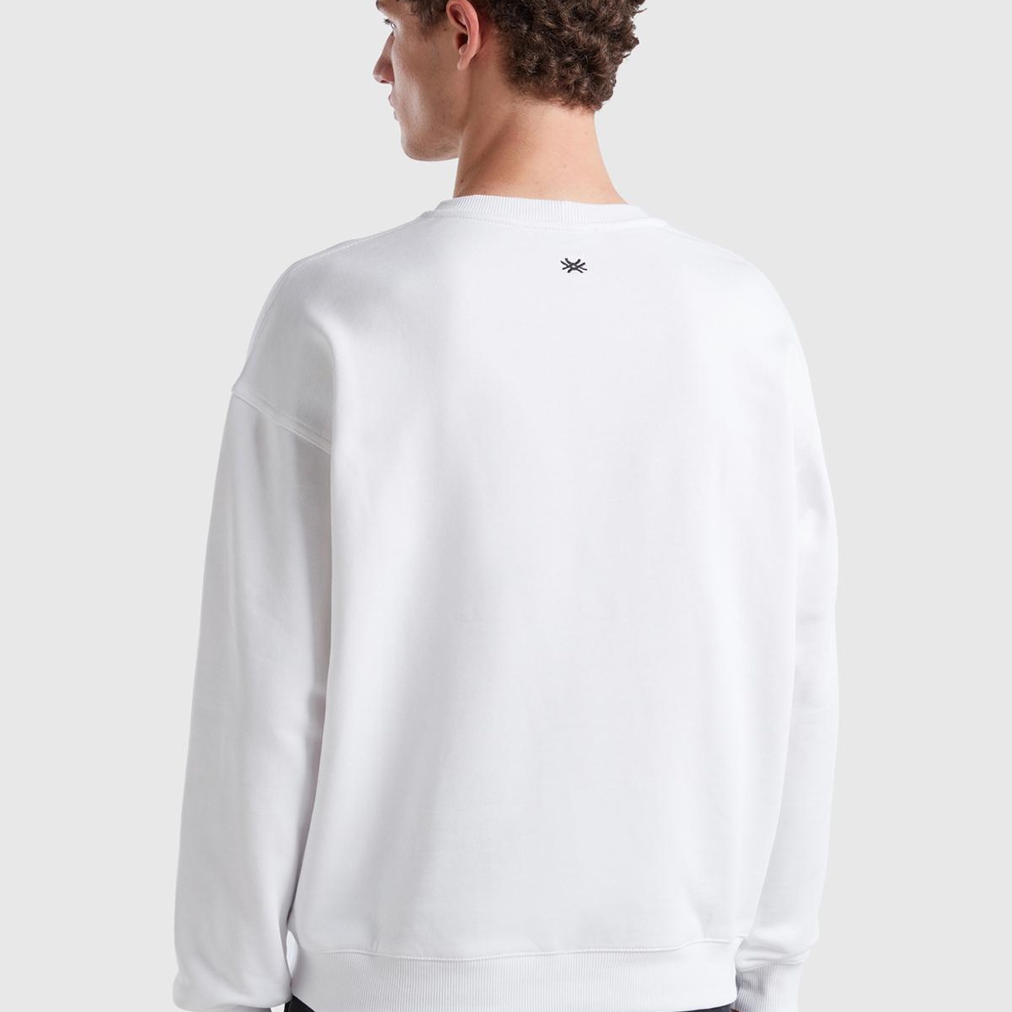 Erkek Beyaz %100 Koton Tavşan Baskılı Sweatshirt