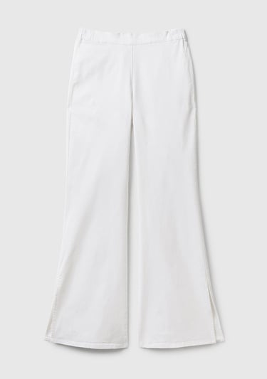  Kadın Beyaz Paçası Yırtmaçlı Pantolon