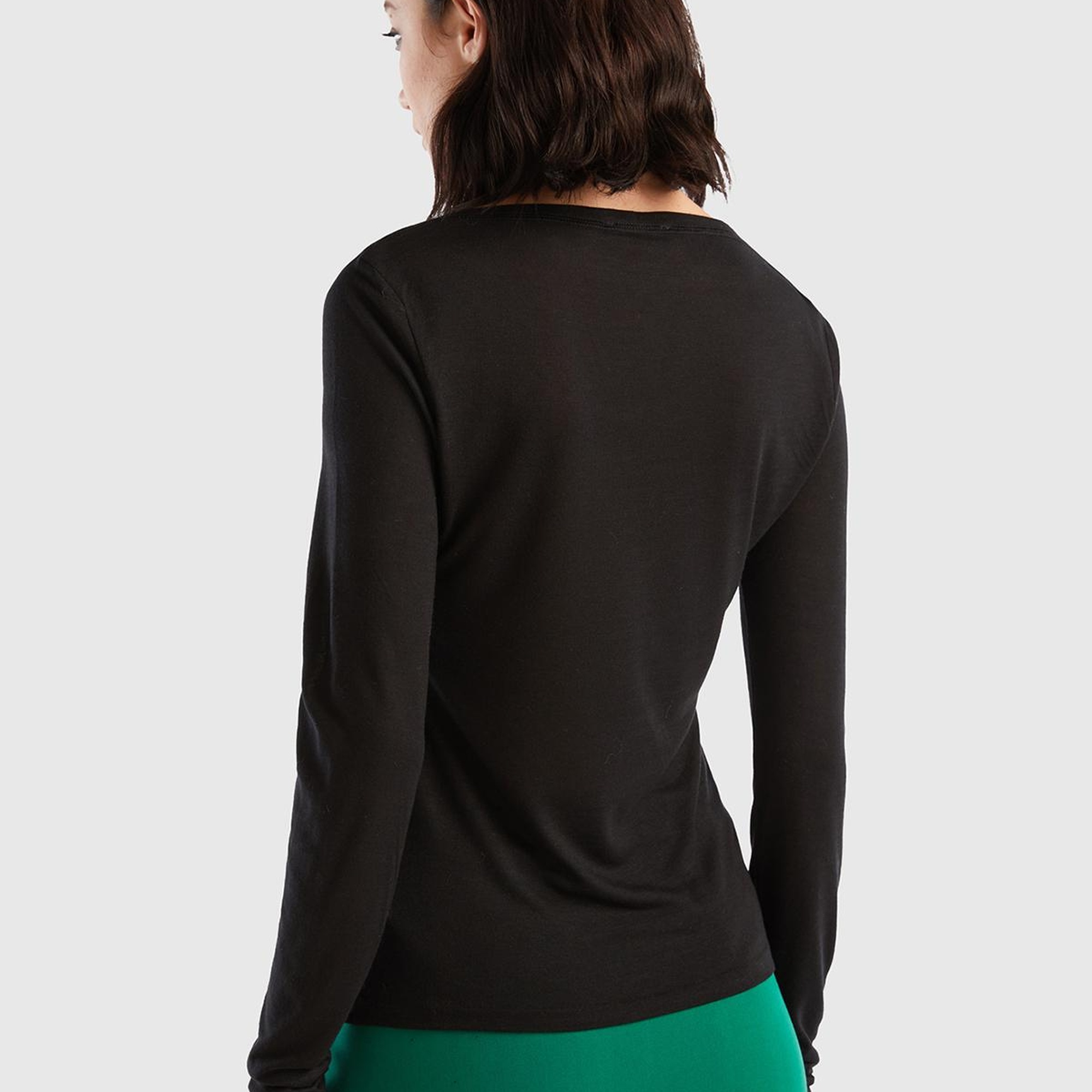 Kadın Siyah Viskoz/Yün Karışımlı Uzun Kollu Kayık Yaka T-Shirt