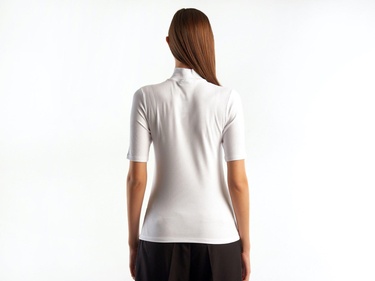  Kadın Beyaz Balıkçı Yaka Kısa Kollu Tshirt