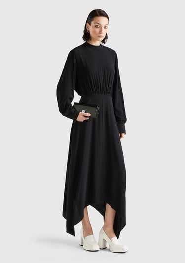  Kadın Siyah %100 Viskoz Uzun Kollu Sırtı Açık Elbise