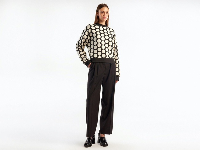  Kadın Siyah Beyaz Puantiyeli  Koton Sweatshirt