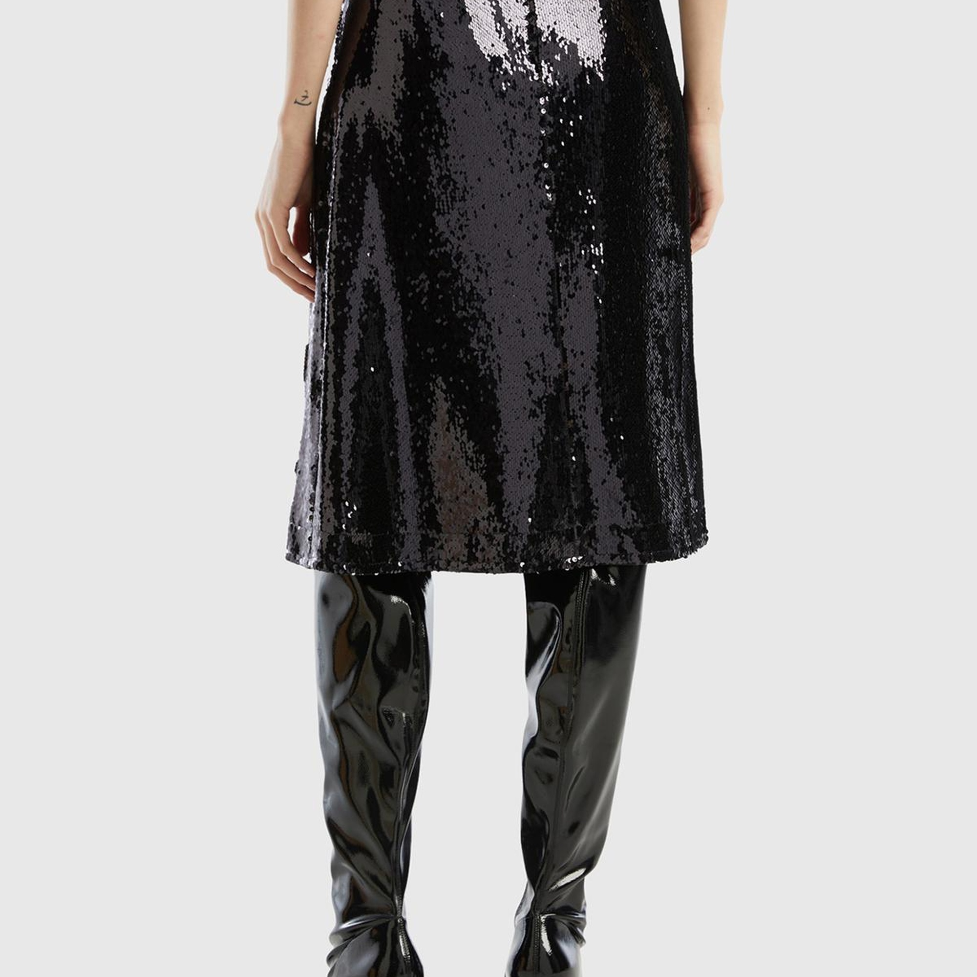 Kadın Siyah Yandan Fermuarlı Astarlı Payetli Midi Boy Etek