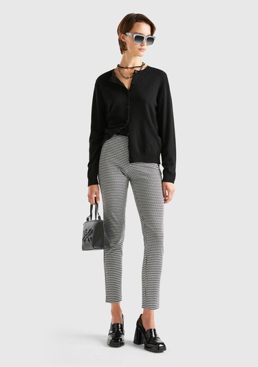  Kadın Siyah-Beyaz Poliviskoz Kazayağı Desneli Skiny Fit Pantolon