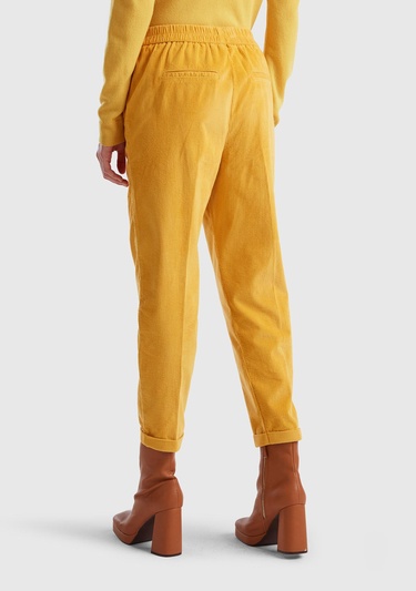  Kadın Hardal Beli Lastikli Kadife Pantolon