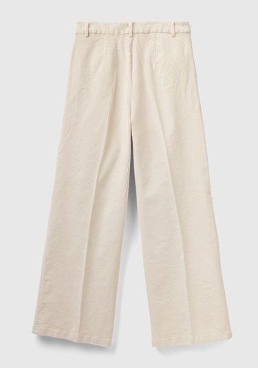  Kadın Krem Pileli Bol Paça Kadife Pantolon