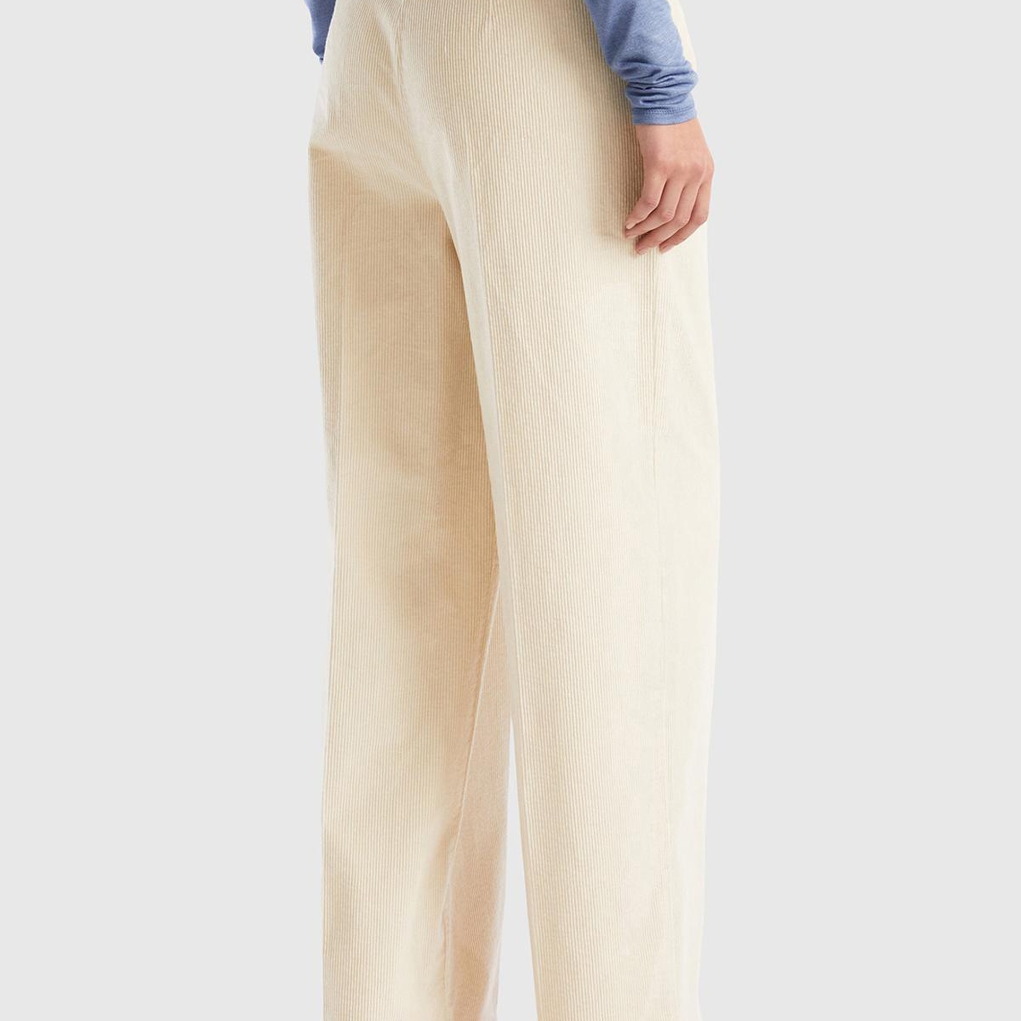 Kadın Krem Pileli Bol Paça Kadife Pantolon