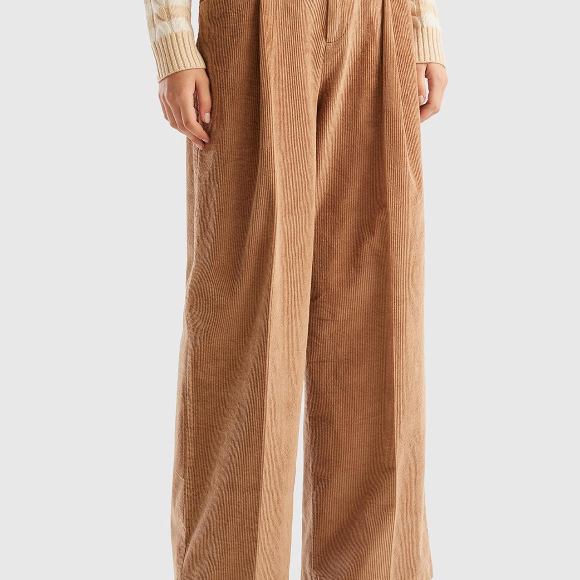 Kadın Taba Pileli Bol Paça Kadife Pantolon