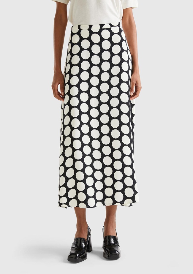  Kadın Siyah Beyaz %100 Viskoz Puantiyeli Yandan Fermuarlı Uzun Etek