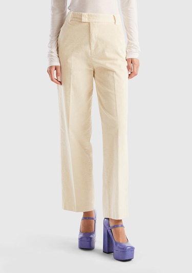  Kadın Krem Düz Paça Kadife Pantolon