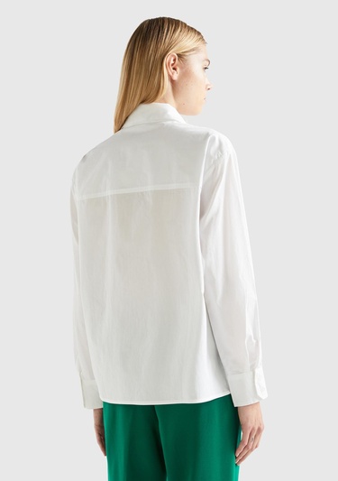  Kadın Beyaz %100 Koton 2cepli Gömlek