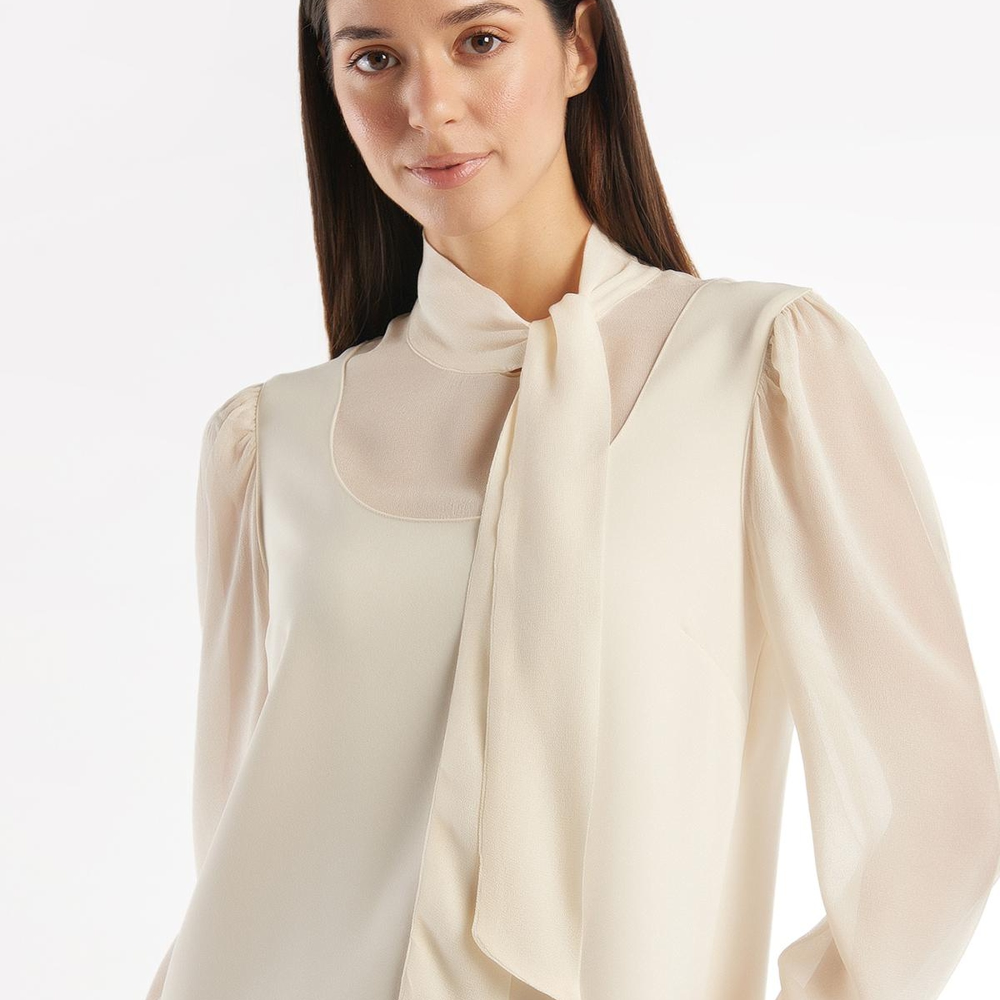 Kadın Krem Kolu Transparan Yakası Kurdaleli Mini Etek