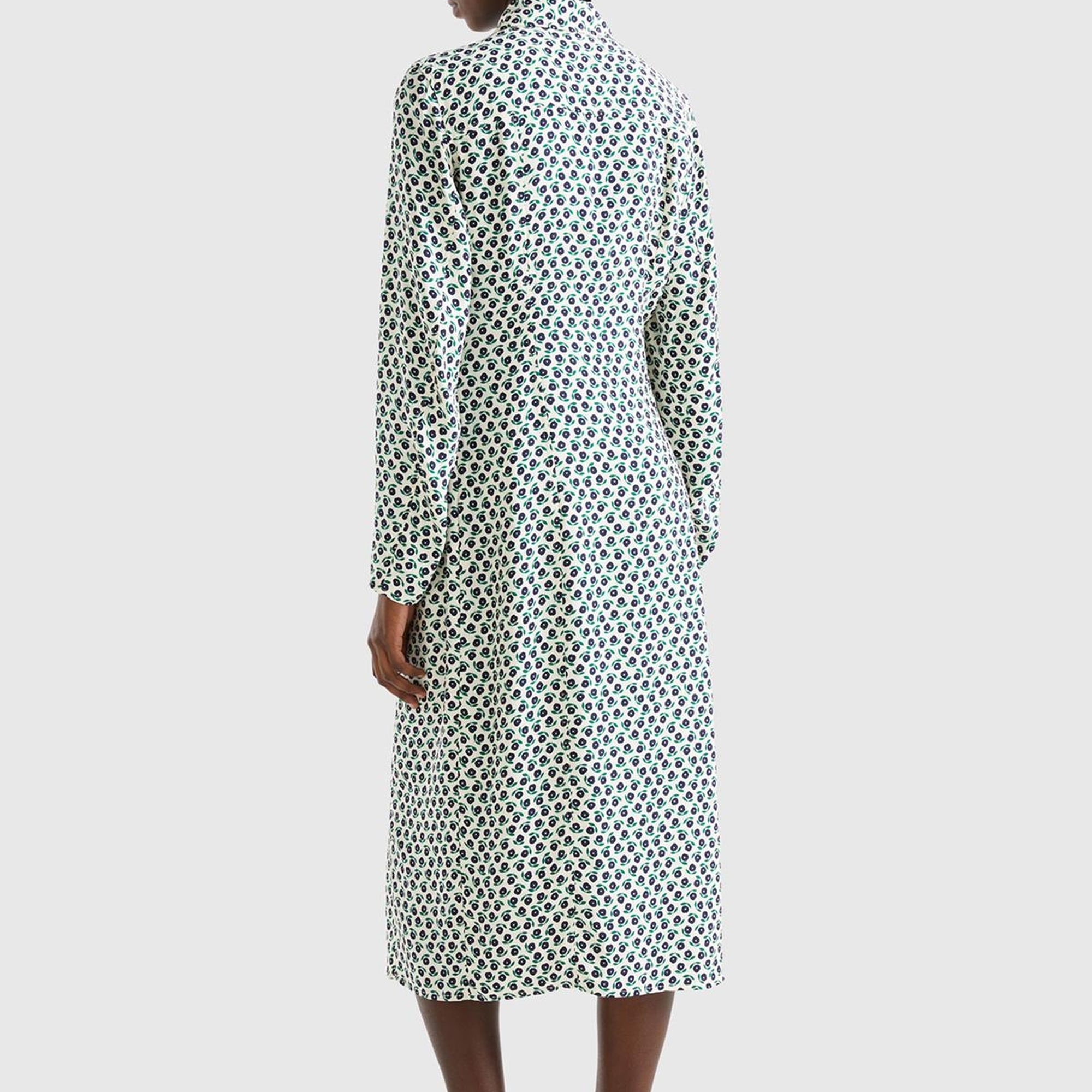 Kadın Yeşil Mix %100 Viskoz Çiçek Desenli Gömlek Yaka Uzun Kollu Elbise