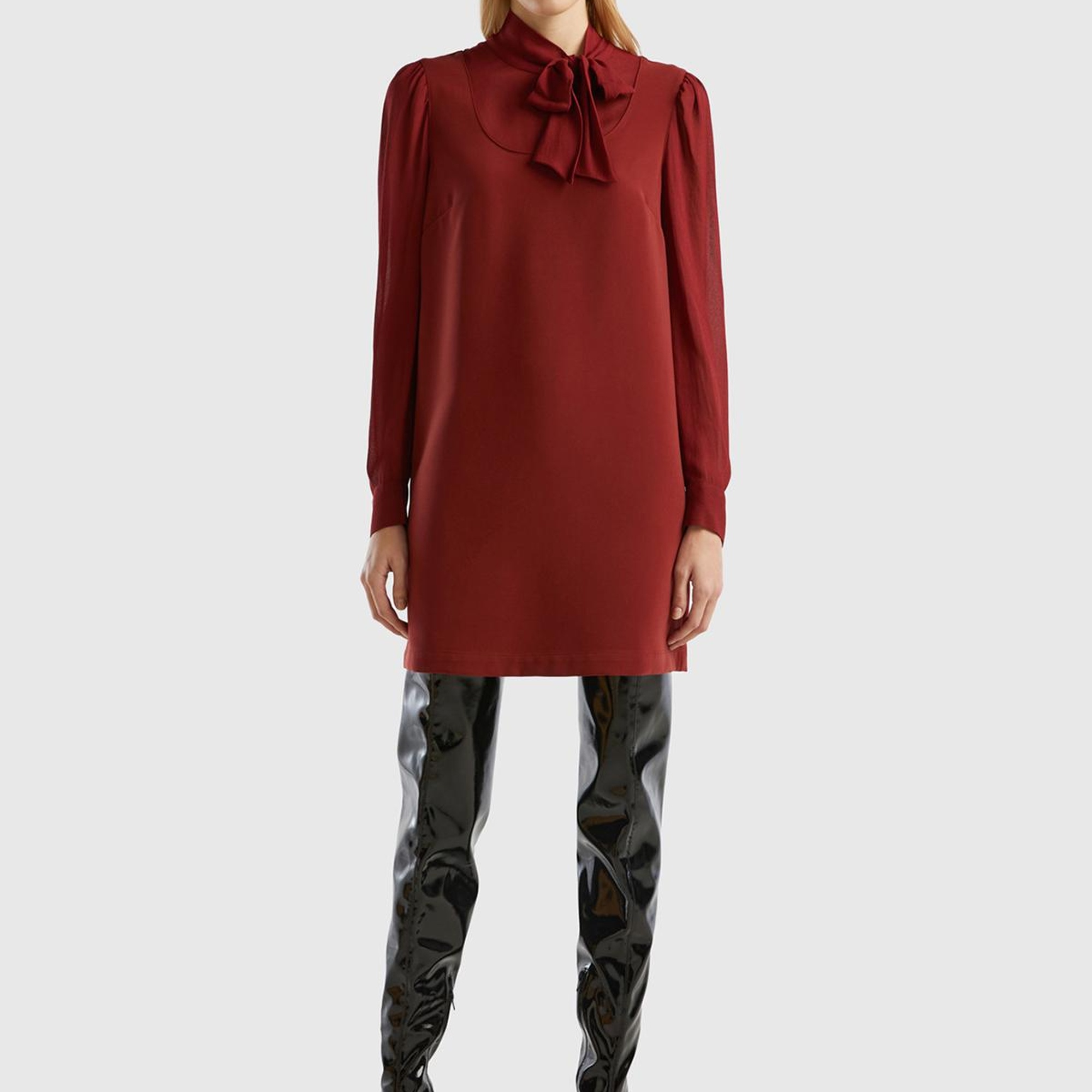 Kadın Bordo Kolu Transparan Yakası Kurdaleli Mini Etek