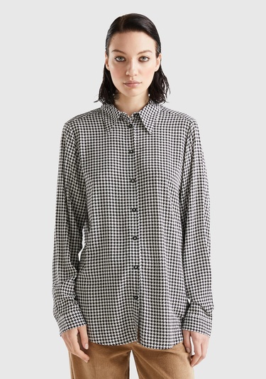  Kadın Siyah-Beyaz Viskoz Gömlek