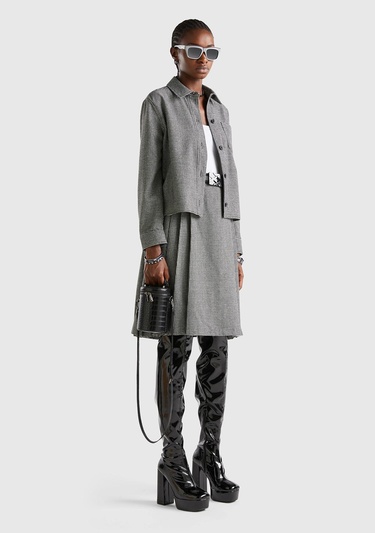  Kadın Siyah Beyaz Kazayağı Desenli Önü Capli Gömlek