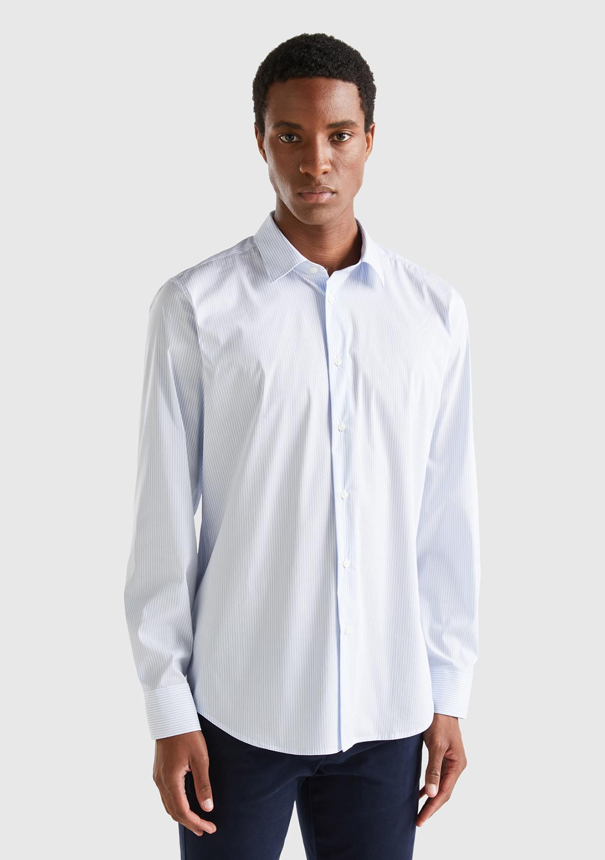  Erkek Açık Mavi Çizgili Gömlek