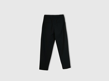  Kadın Siyah Poliviskoz Rahat Kalıp Kemerli Pantolon