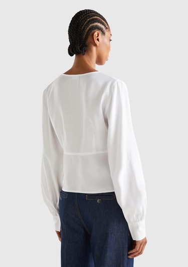  Kadın Beyaz Viskoz Karışımlı Gömlek