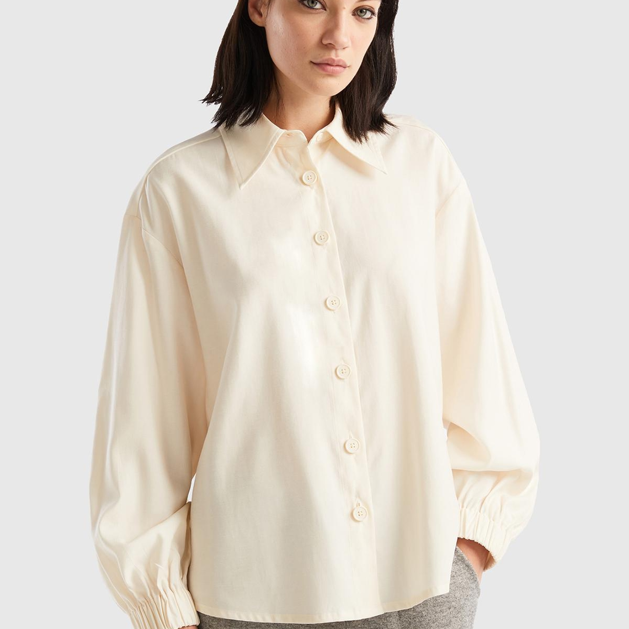 Kadın Krem Kol Ucu Lastikli Gömlek