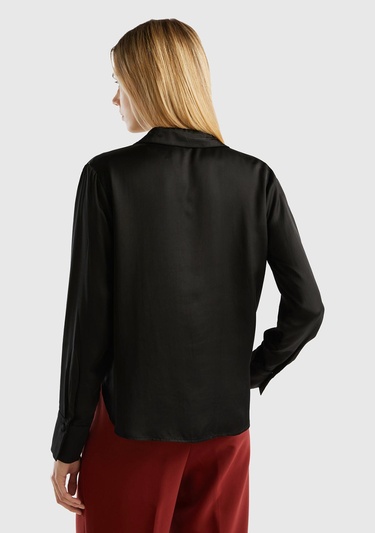  Kadın Siyah Modal Karışımlı Önü Çapraz Bluz