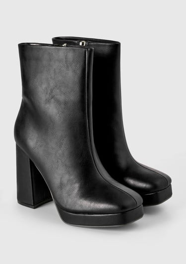  Kadın Siyah Suni Deri Yarım Çizme