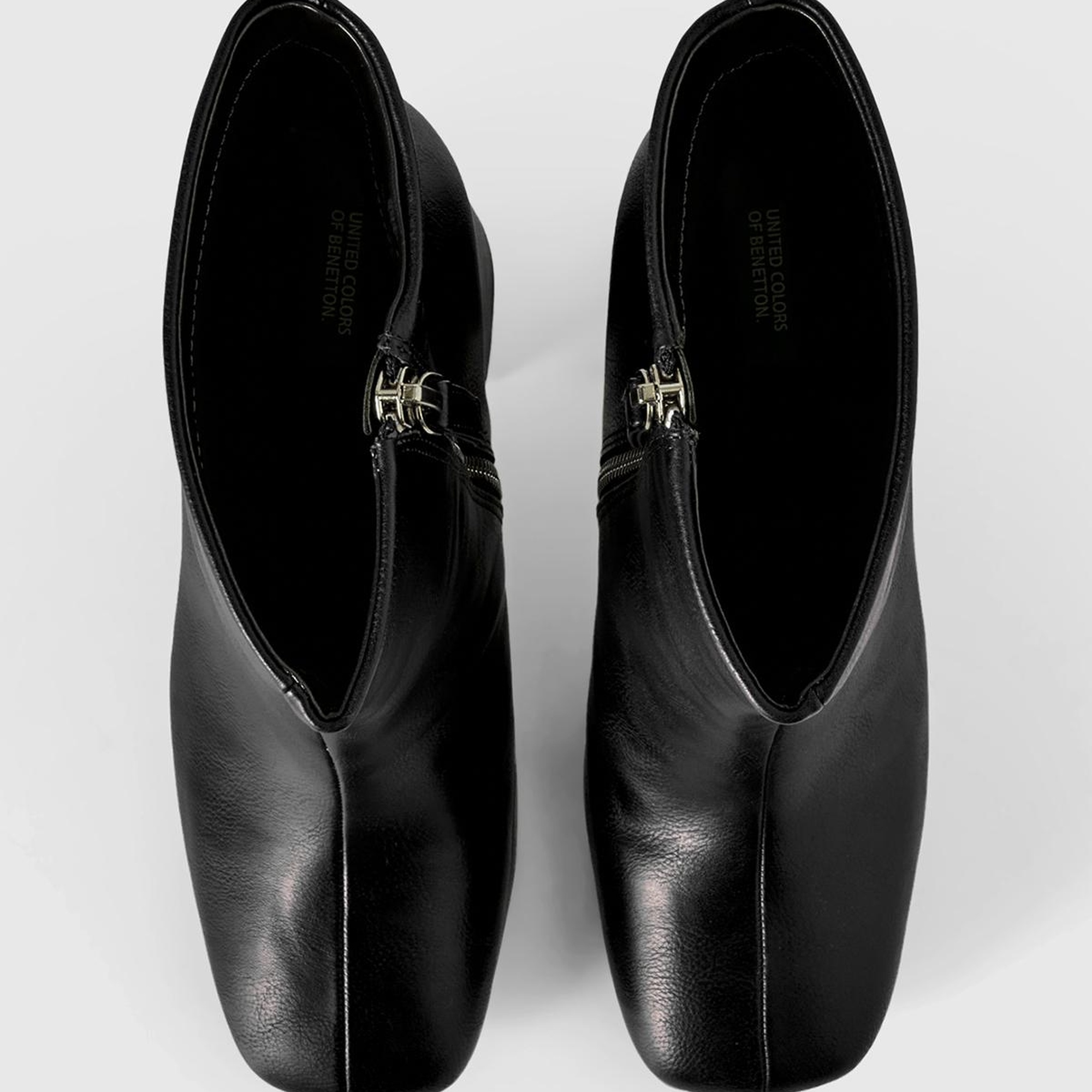 Kadın Siyah Suni Deri Yarım Çizme