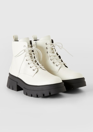  Kadın Beyaz Suni Deri Bot