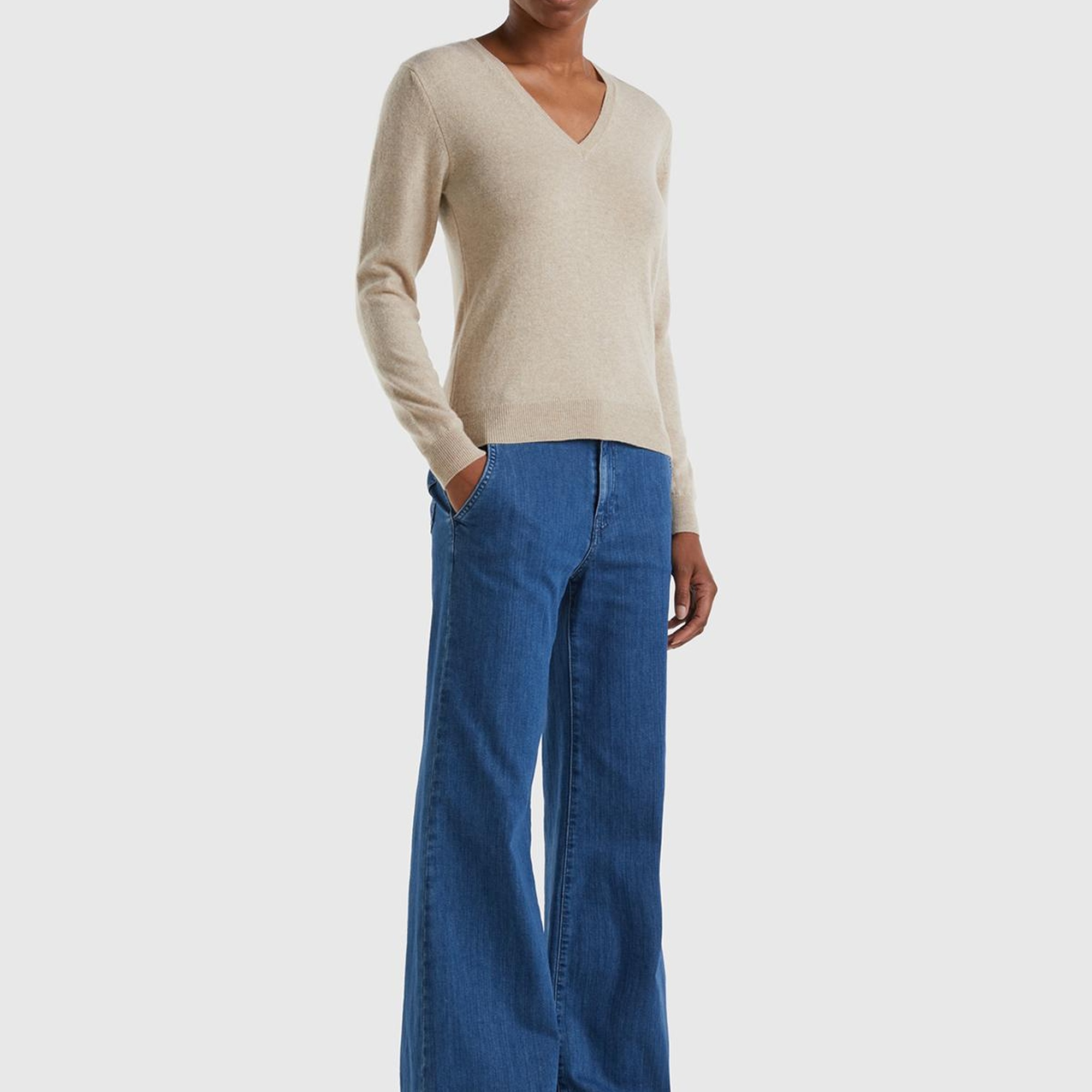 Kadın Bej Melanj V Yaka %100 Merino Kazak