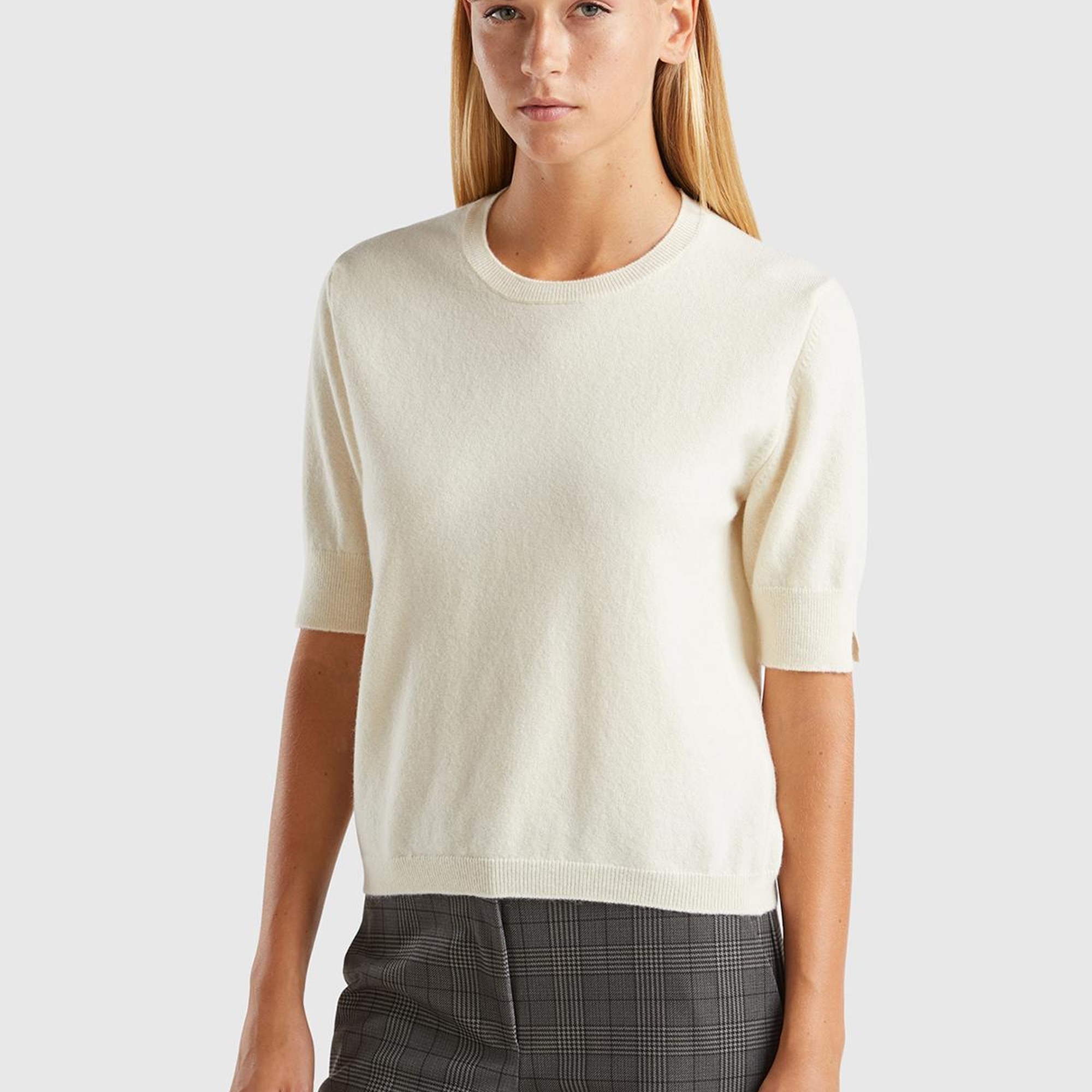 Kadın Krem Bisiklet Yaka %100 Merino Kısa Kollu Kazak