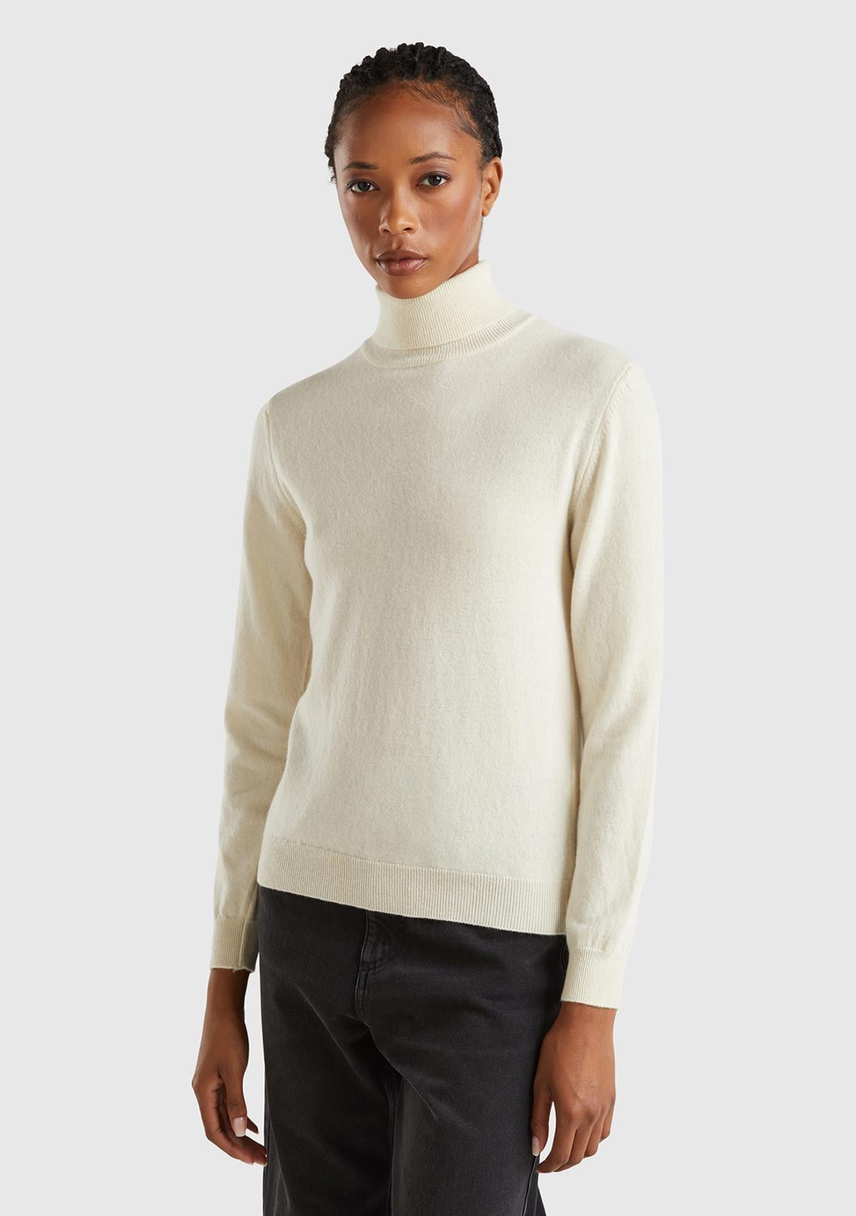  Kadın Krem Dik Yaka %100 Merino Kazak