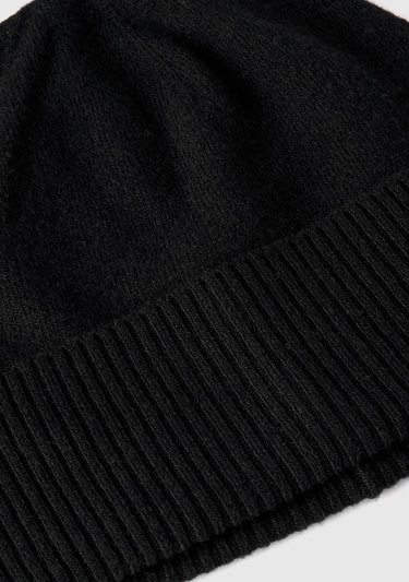  Kadın Siyah %100 Merino Bere