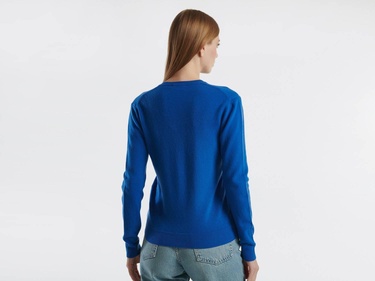  Kadın Gece Mavisi V Yaka %100 Merino Kazak